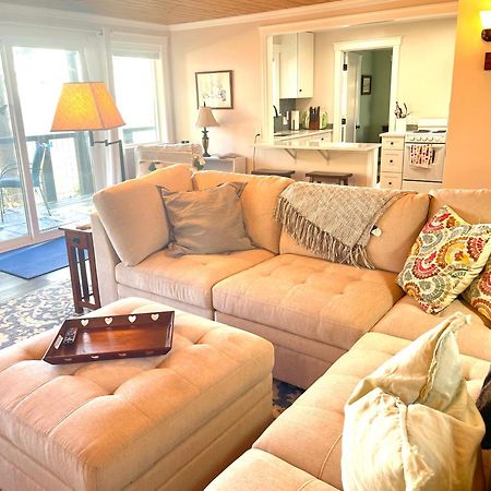 Puget Sound Chic Romantic Cottage With Private Beach Access & Gated Entry Port Ludlow מראה חיצוני תמונה